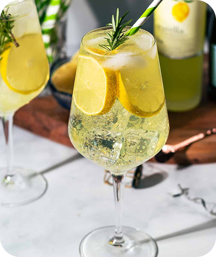 Sparkling Spritz cocktail